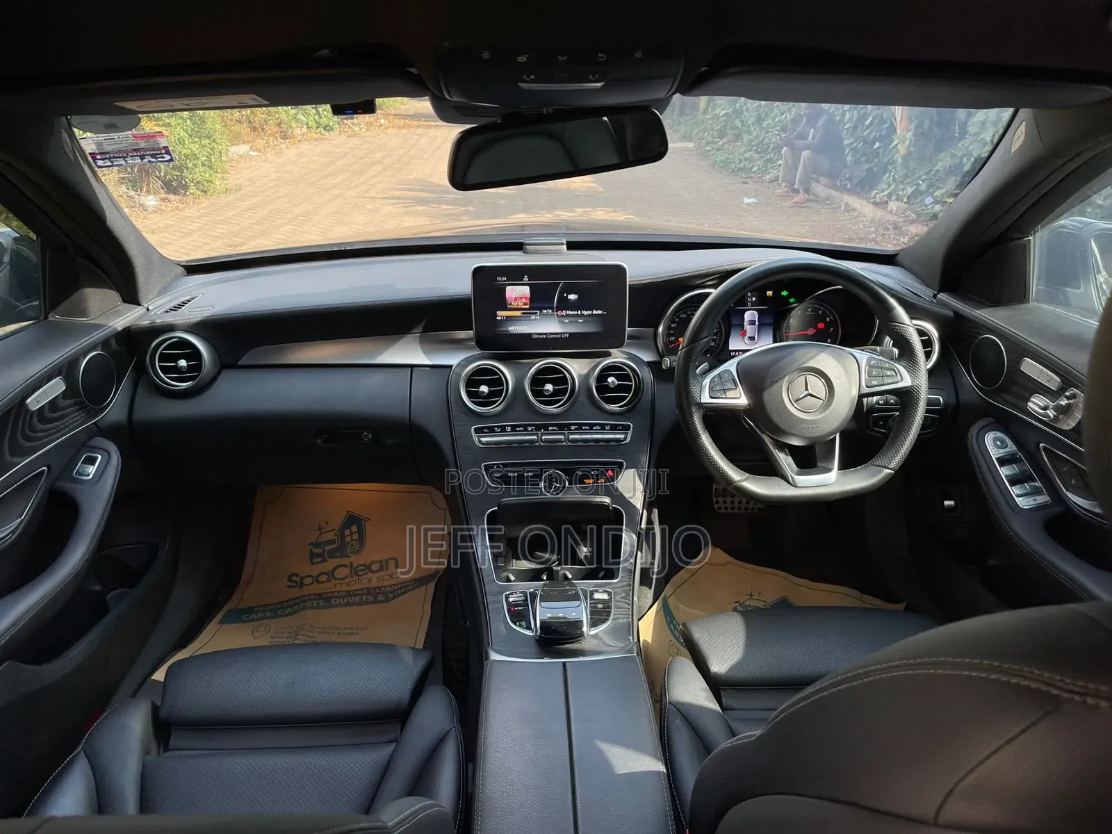 Mercedes-Benz C200 2018 Black