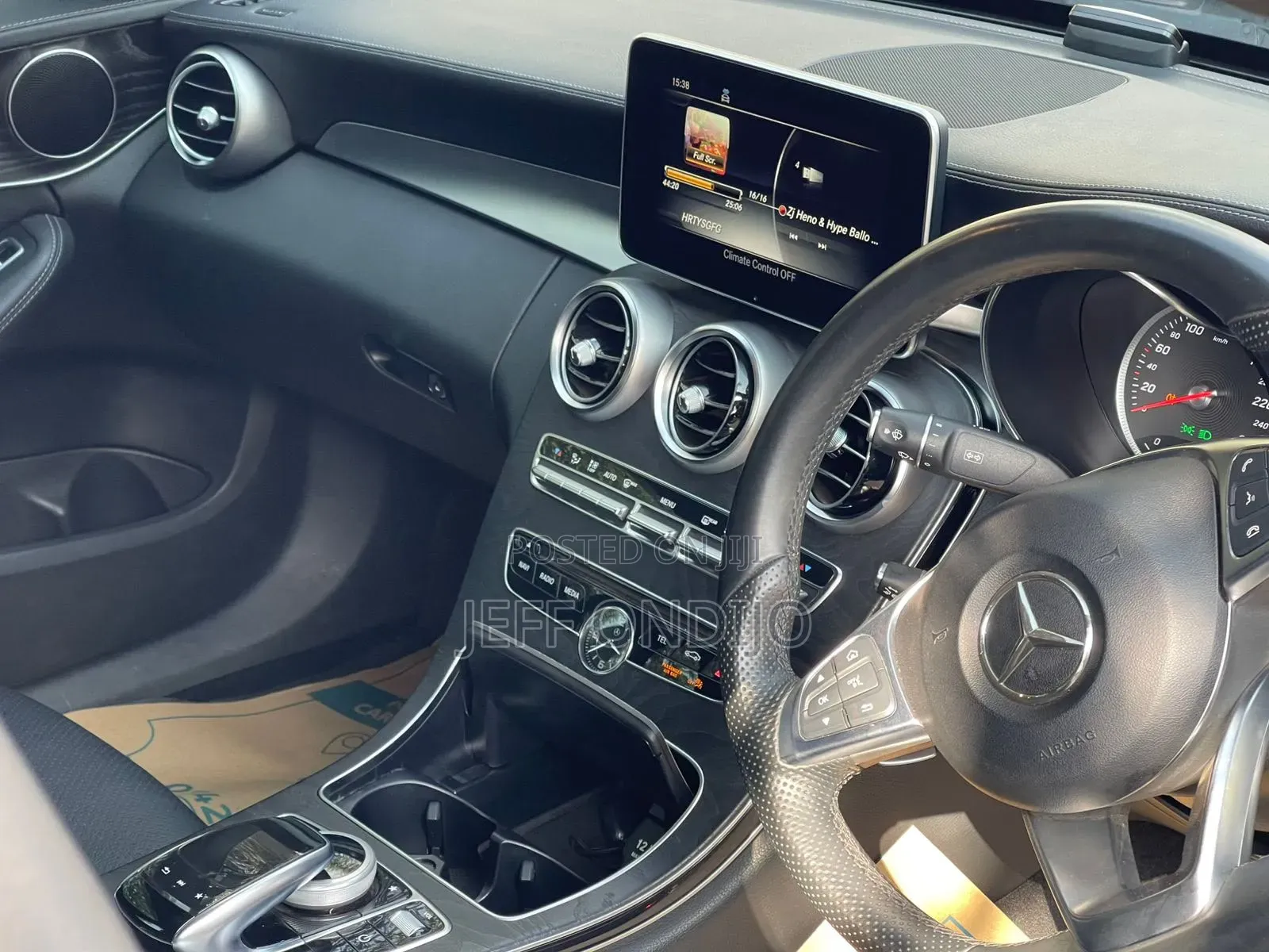 Mercedes-Benz C200 2018 Black