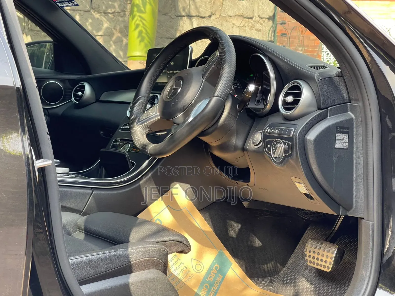 Mercedes-Benz C200 2018 Black