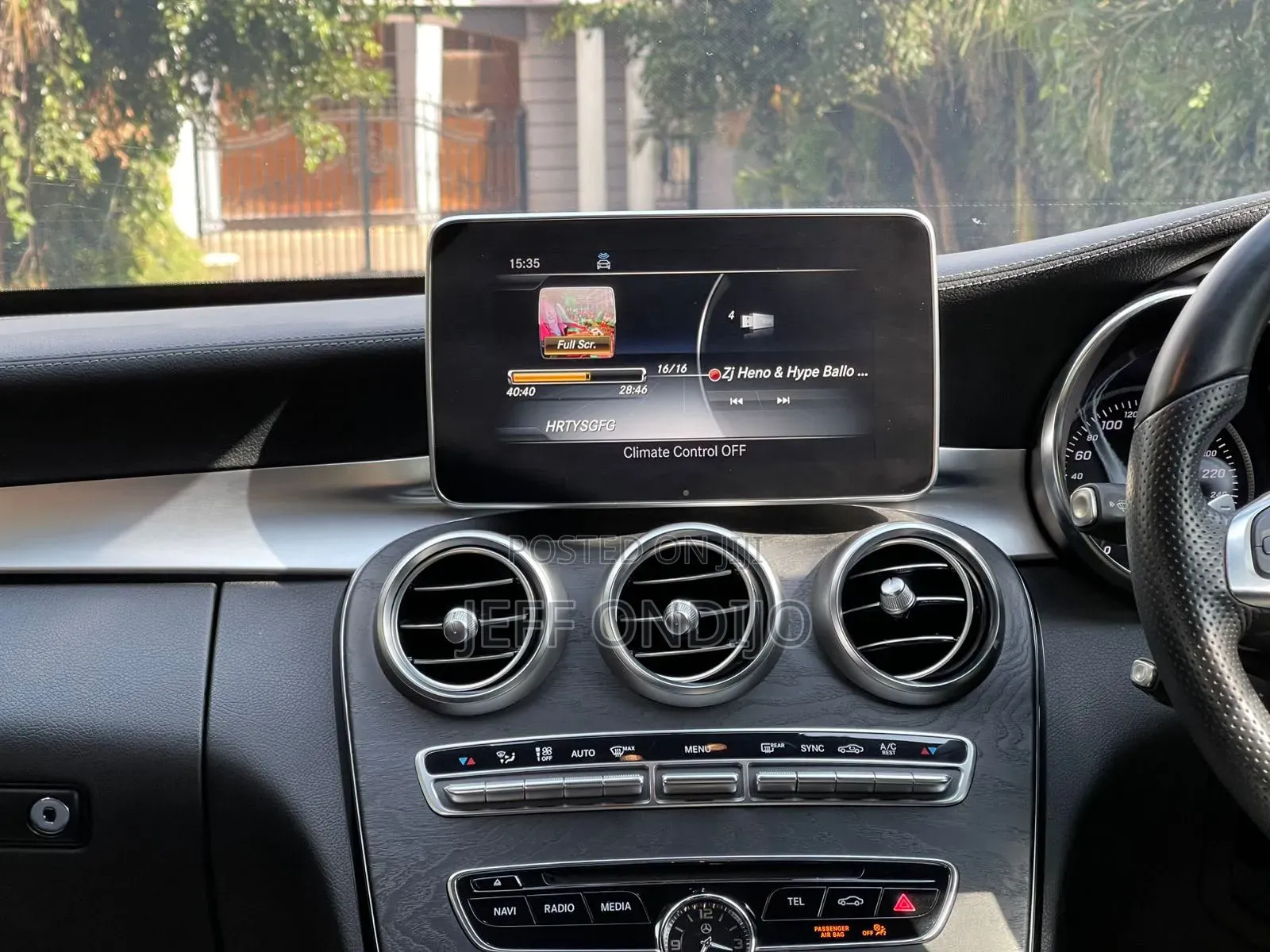 Mercedes-Benz C200 2018 Black