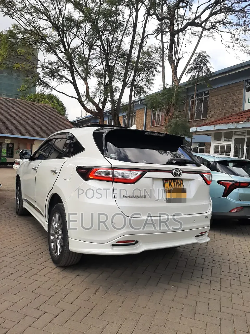 Toyota Harrier 2017 Pearl