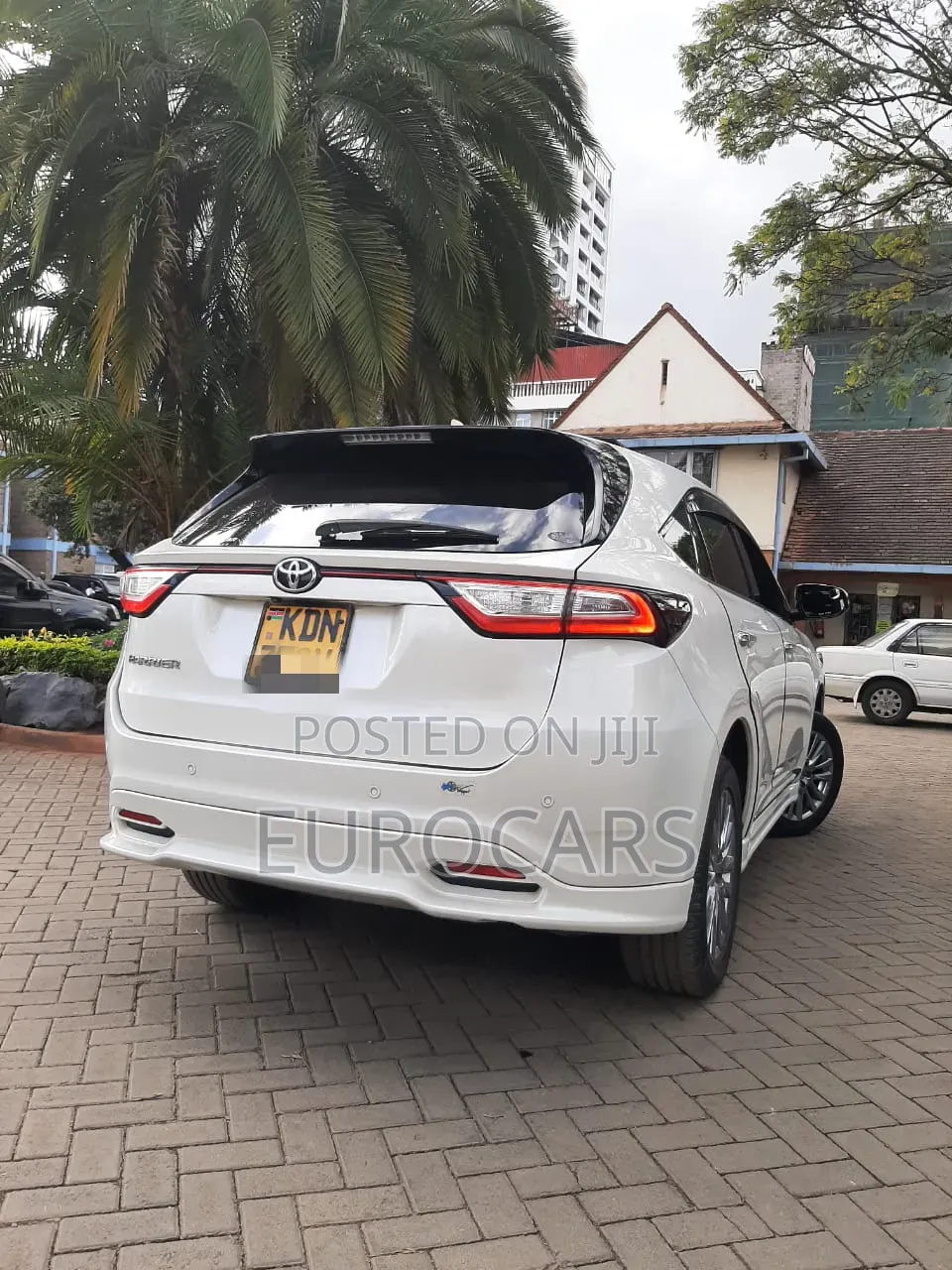Toyota Harrier 2017 Pearl