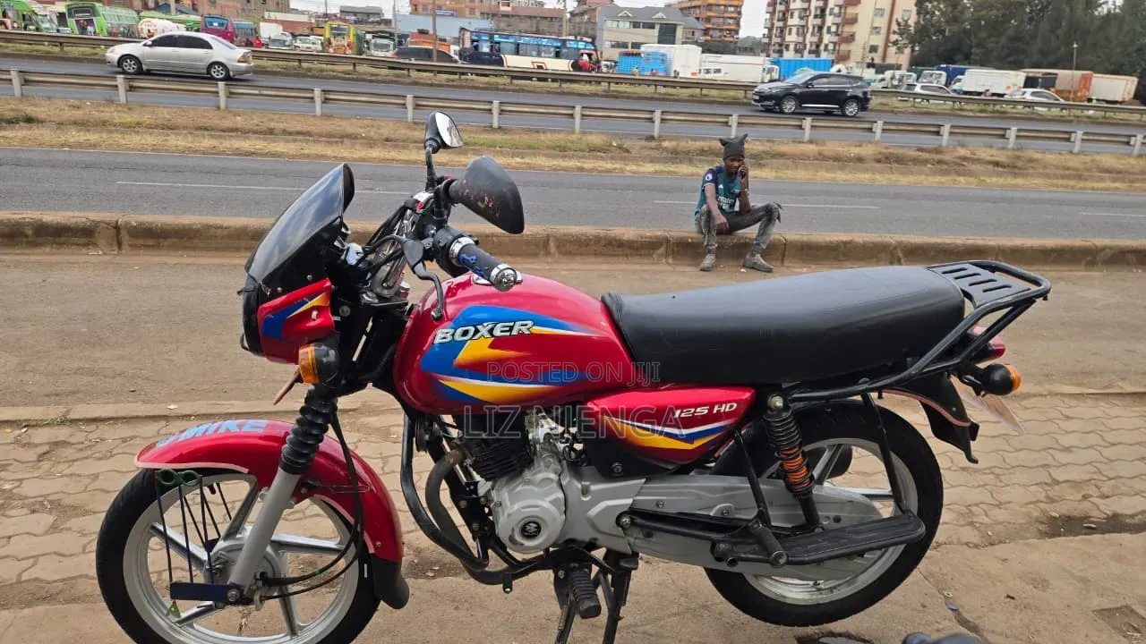 Bajaj Boxer 125 2025 Red
