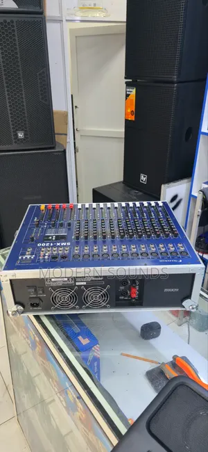 Soundcraft SMX 1200 Powered Mixer