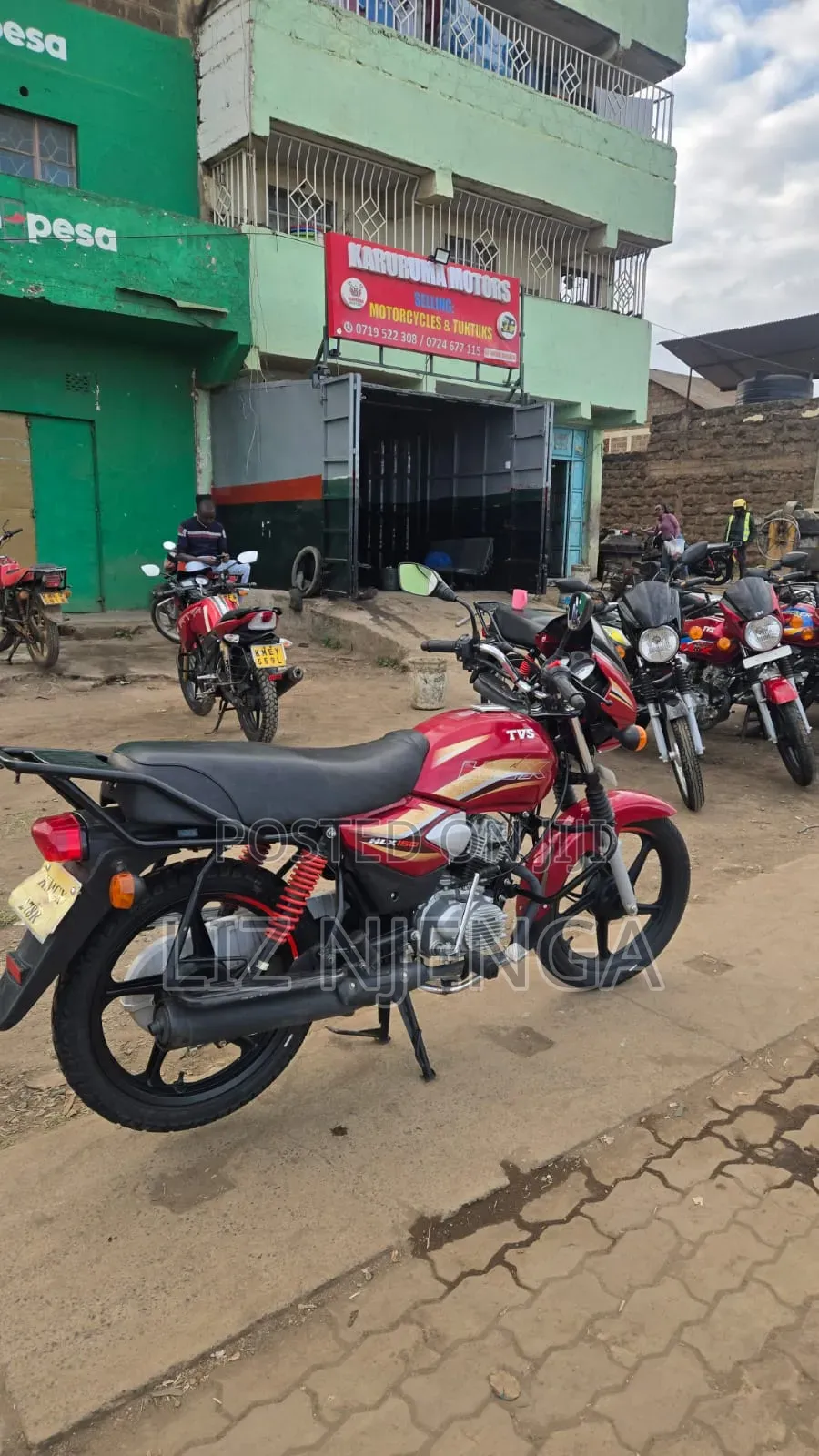 TVS HLX Plus ES 2026 Red