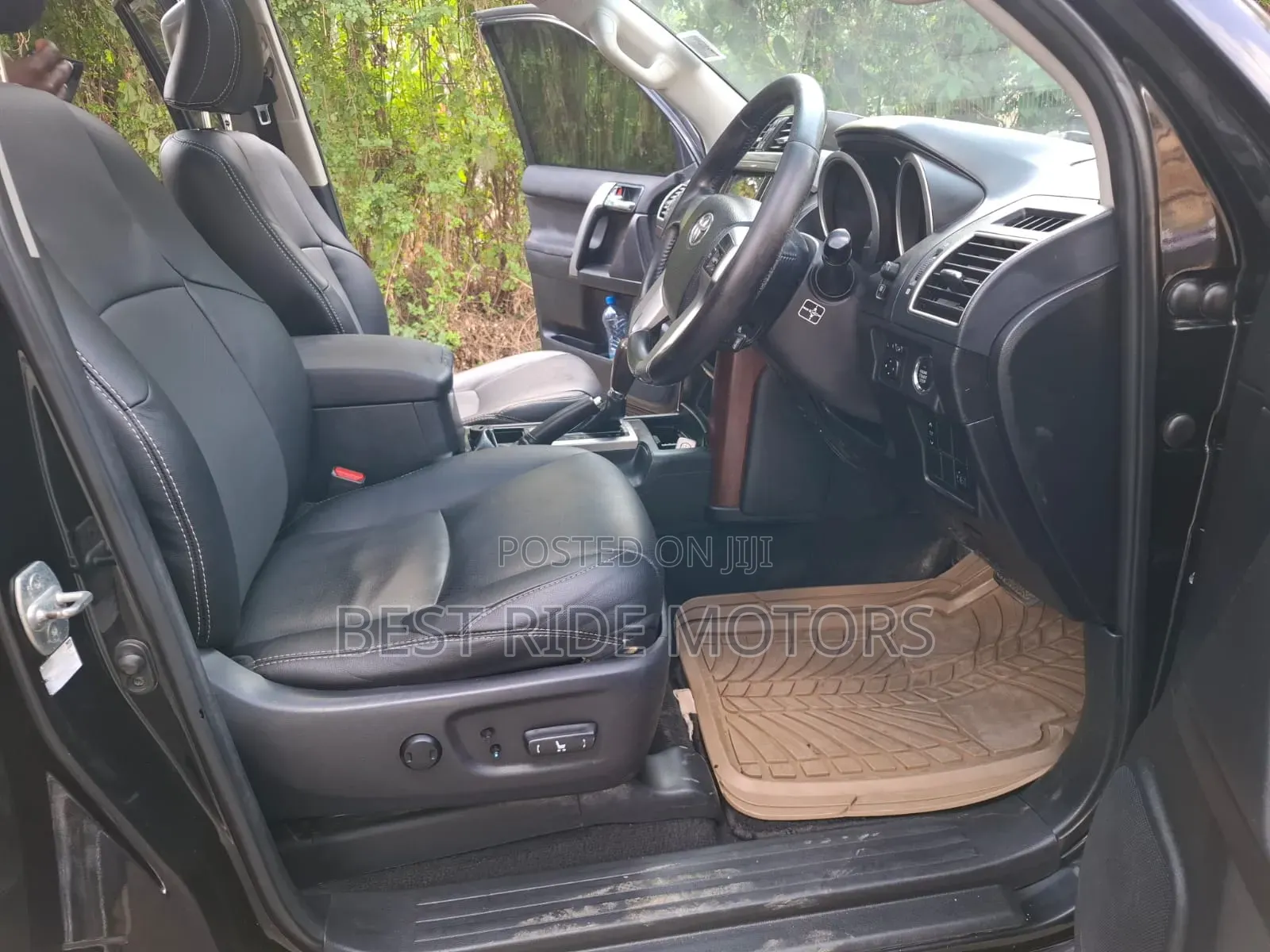 Toyota Land Cruiser Prado 2014 Black