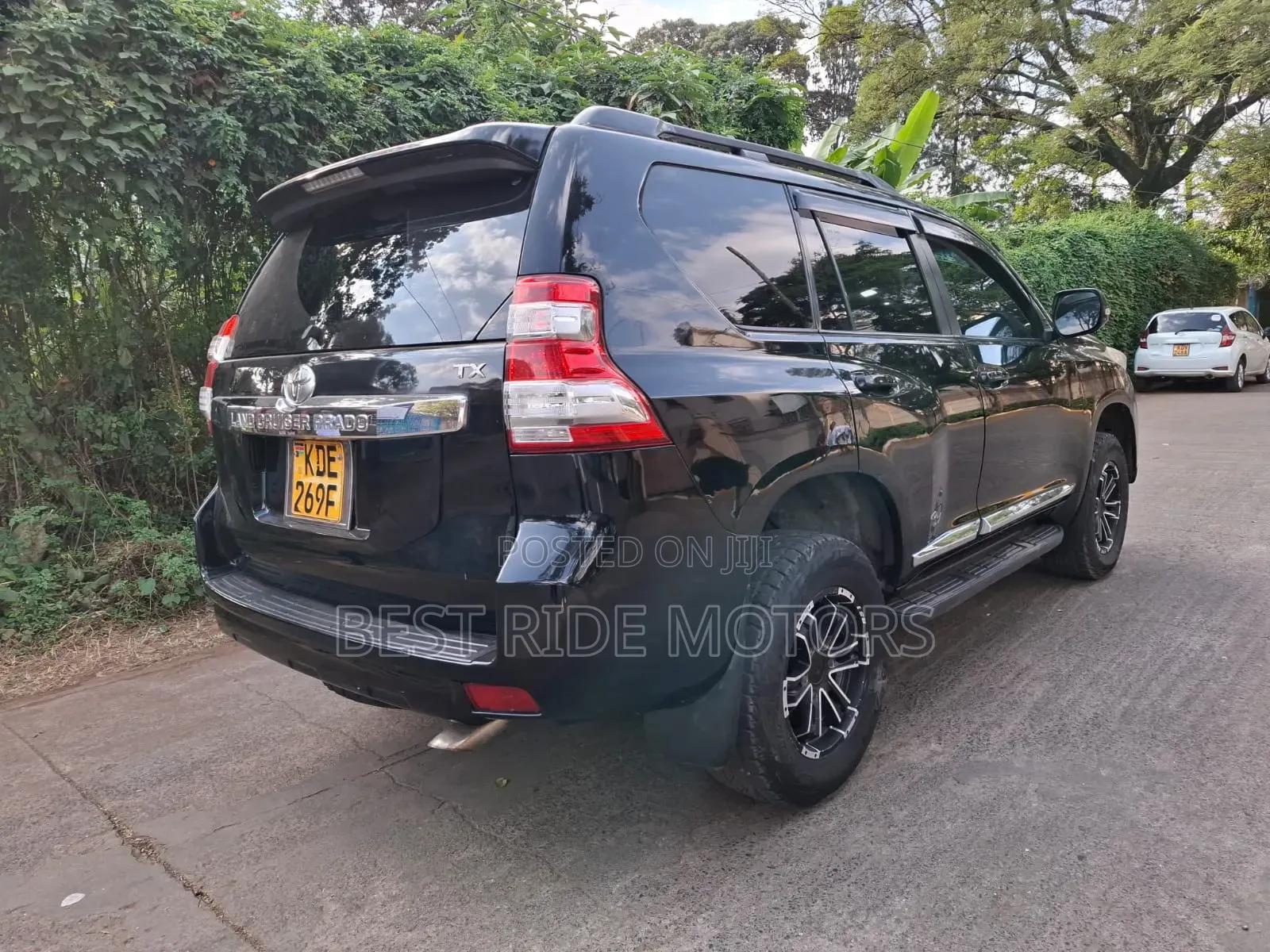 Toyota Land Cruiser Prado 2014 Black