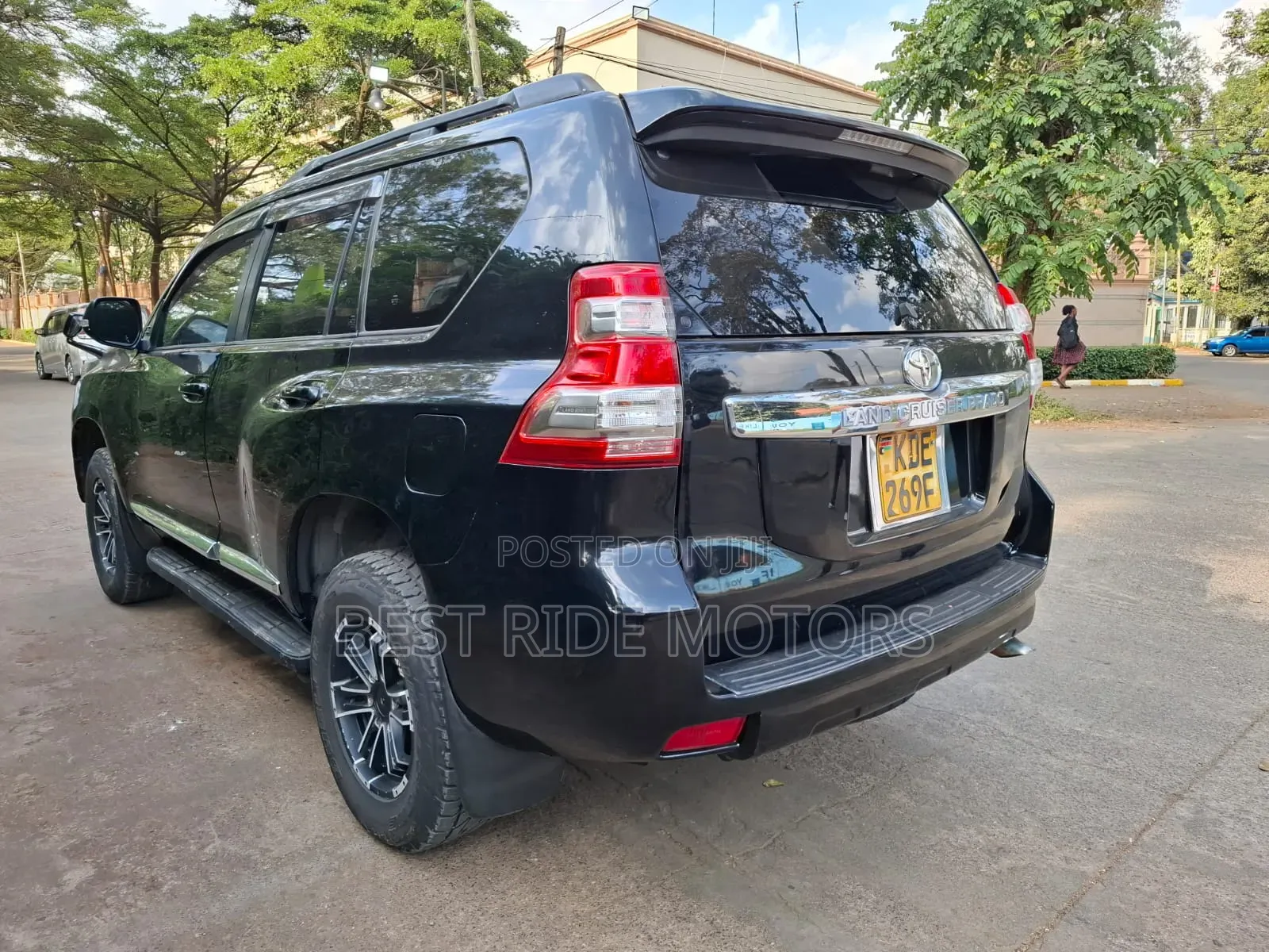 Toyota Land Cruiser Prado 2014 Black