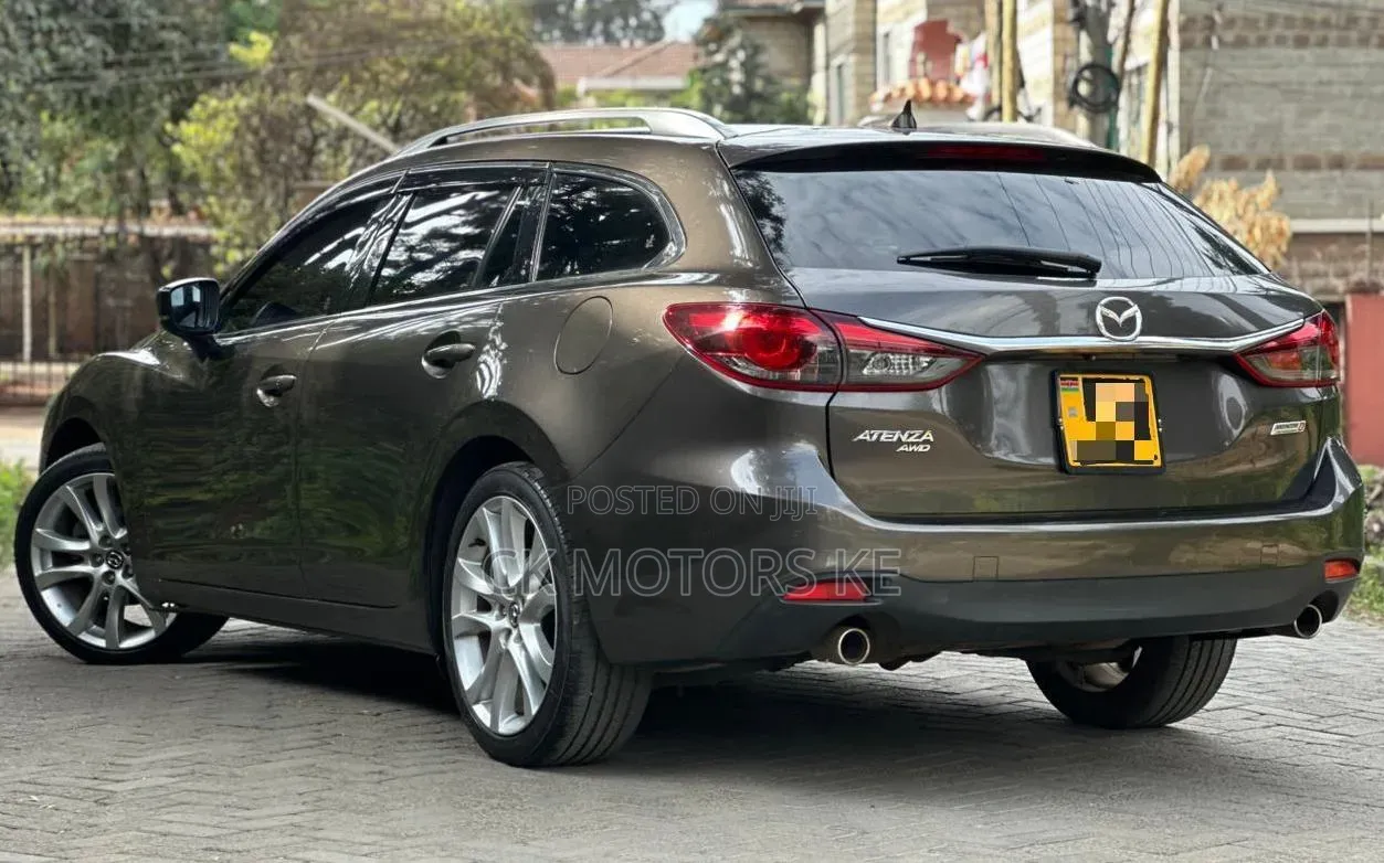 Mazda Atenza 2017 Brown