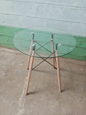 Modern Round Glass Dining Table With Wooden Legs