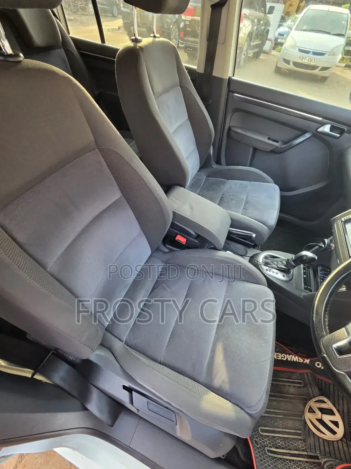 Volkswagen Touran 2015 White