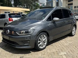 Volkswagen Golf SportWagen 2018 Gray
