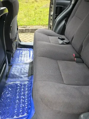 Toyota Raum 2005 Silver