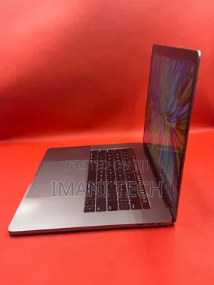 Laptop Apple MacBook Pro 2019 32GB Intel Core i9 SSD 512GB