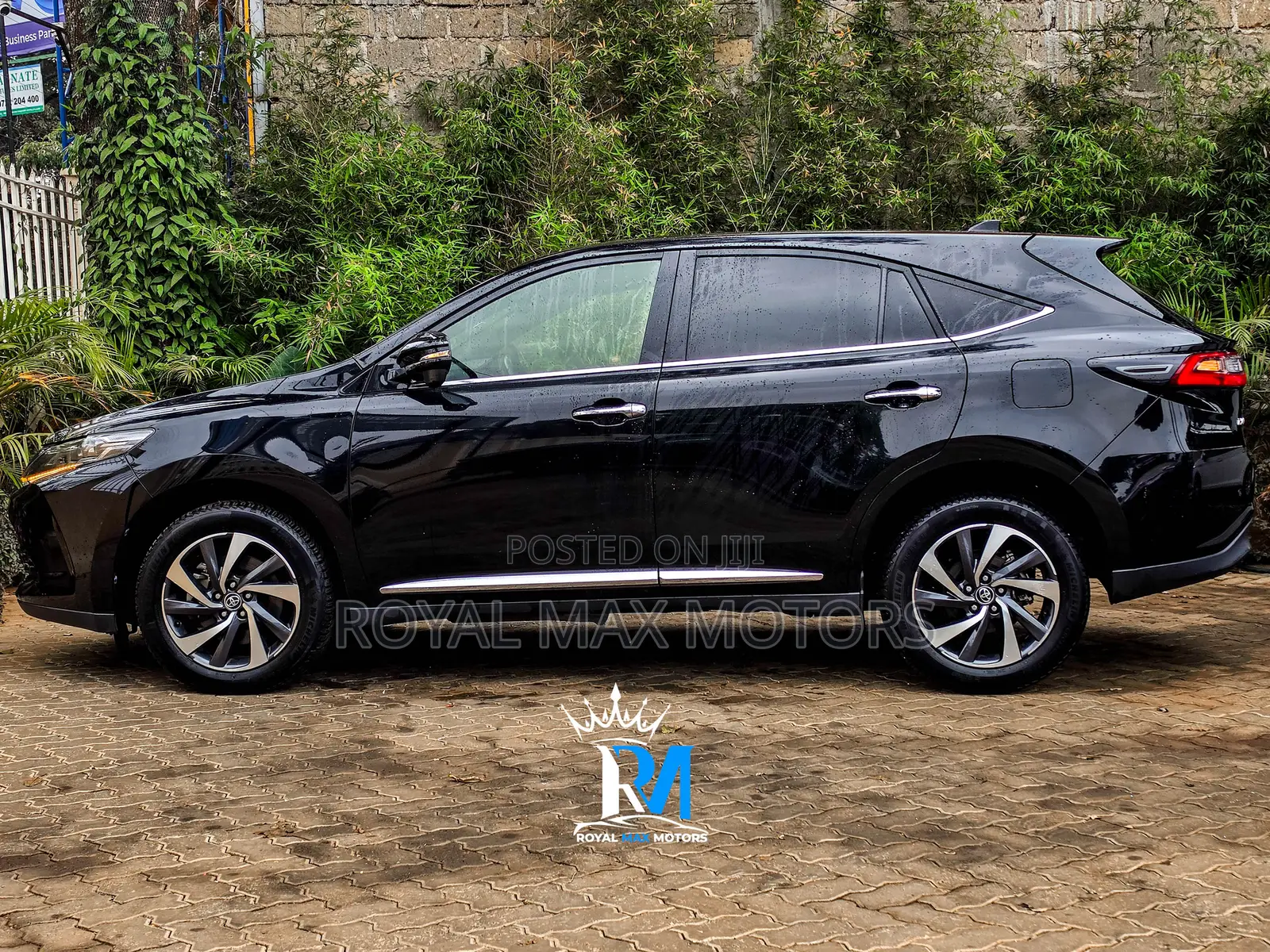 Toyota Harrier 2019 Black