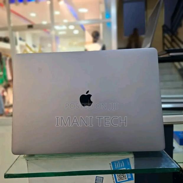 Laptop Apple MacBook Pro 2018 32GB Intel Core i9 SSD 512GB - thumbnail 2