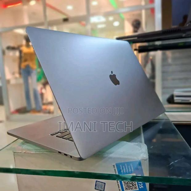 Laptop Apple MacBook Pro 2018 32GB Intel Core i9 SSD 512GB - thumbnail 4