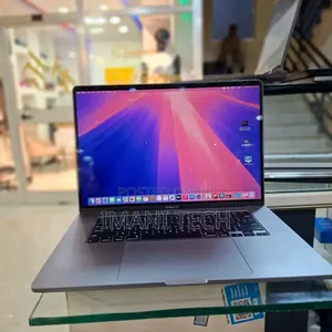 Laptop Apple MacBook Pro 2018 32GB Intel Core i9 SSD 512GB