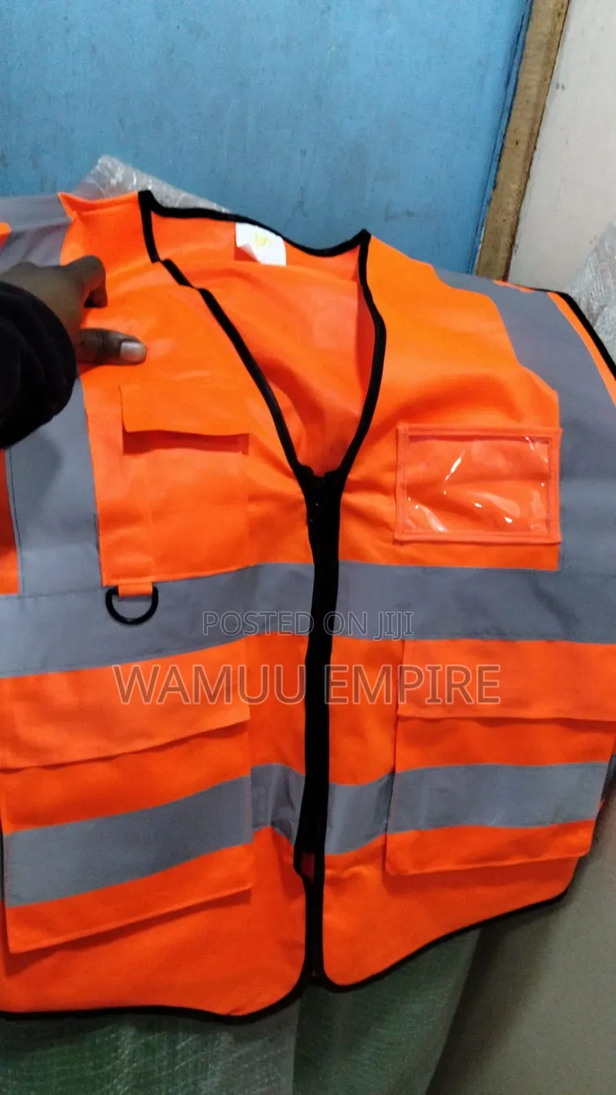 Pocket And Zip Executive Reflector Vest