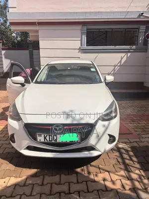 Mazda Demio 2016 White
