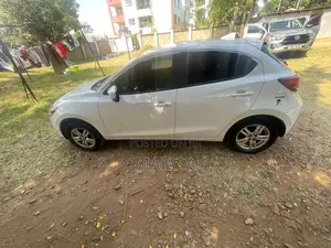 Mazda Demio 2016 White
