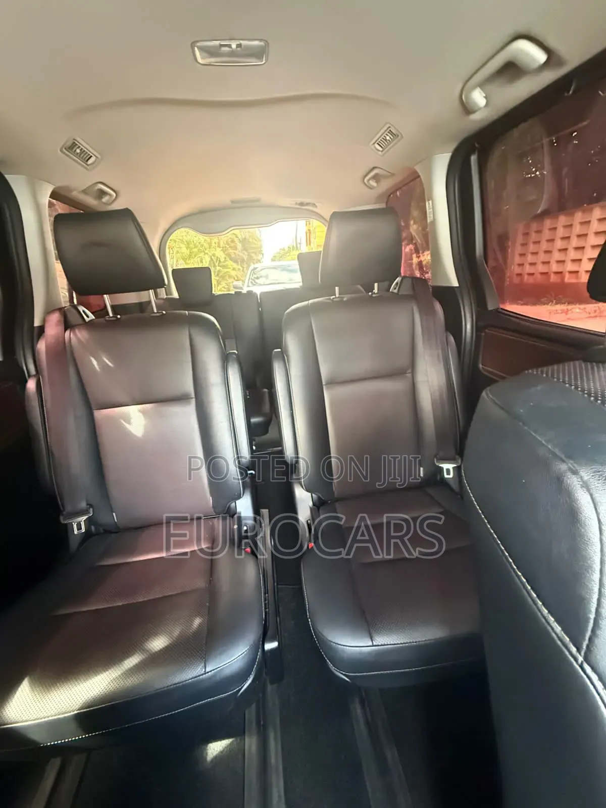 Toyota Esquire 2015 Pearl