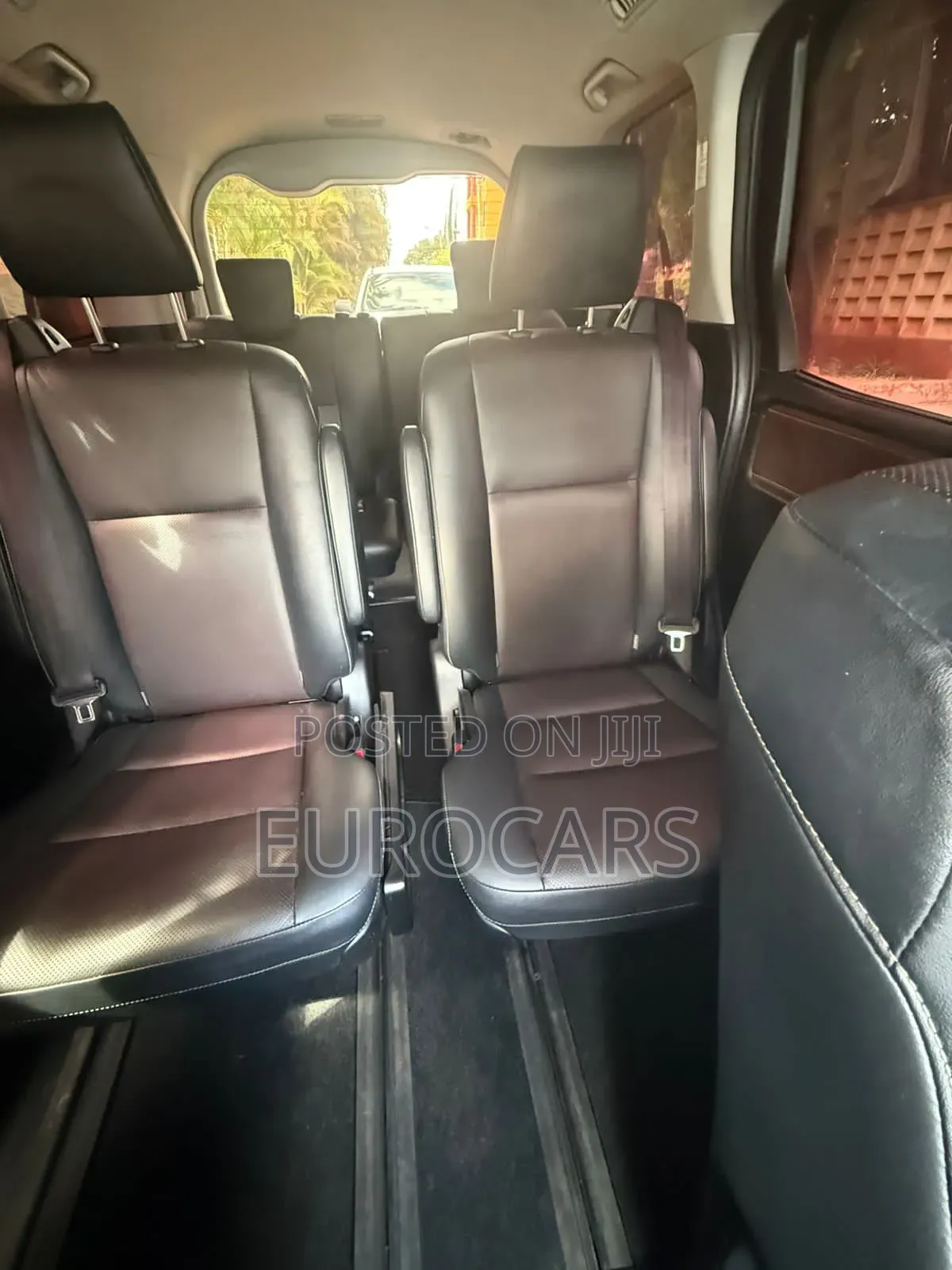 Toyota Esquire 2015 Pearl