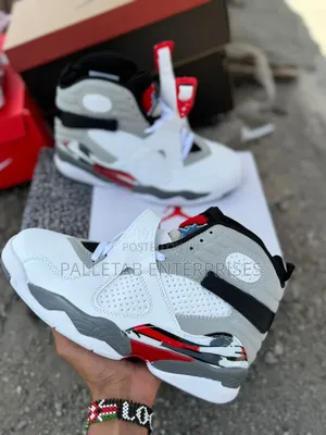 J5 Sneakers