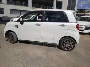 Daihatsu Cast 2018 White