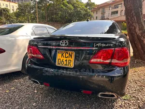 Toyota Crown 2010 Black