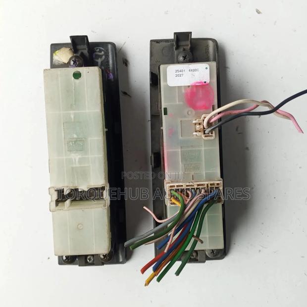 Nissan Navara Main Switch - thumbnail 2