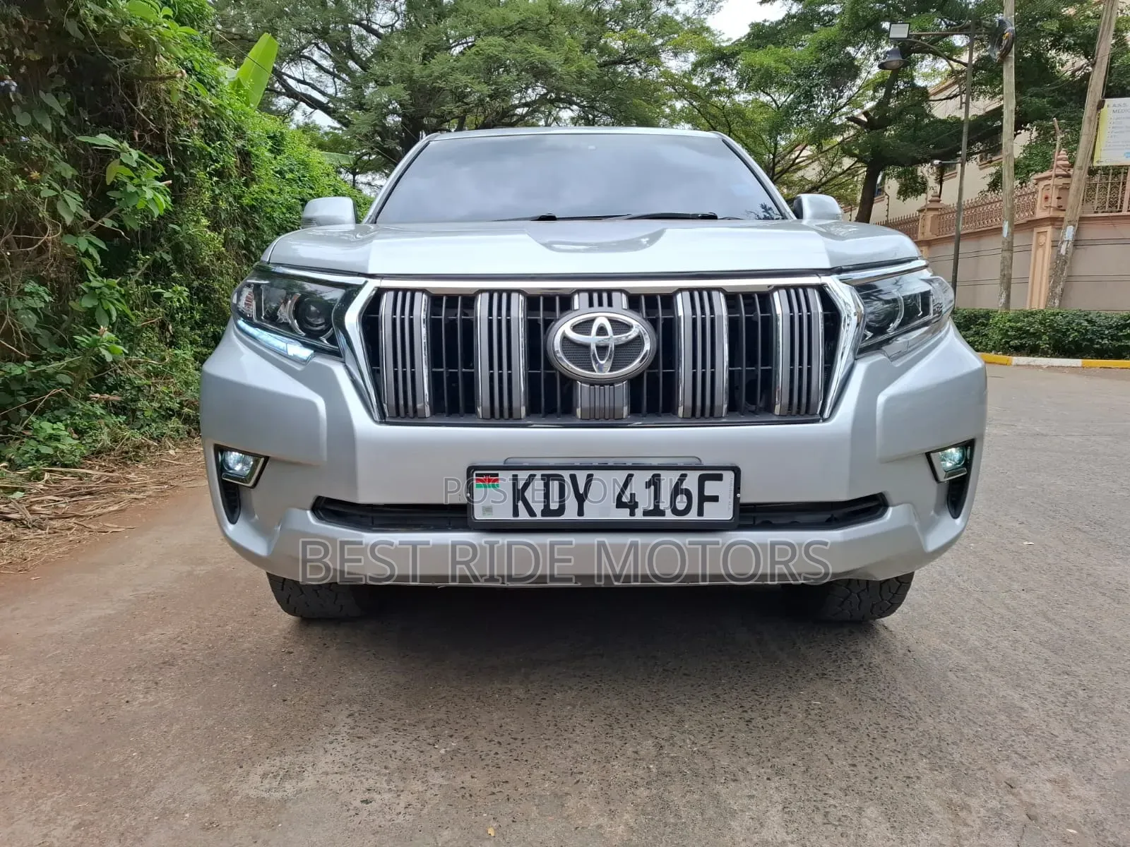 Toyota Land Cruiser Prado 3.0 TD 2010 Silver