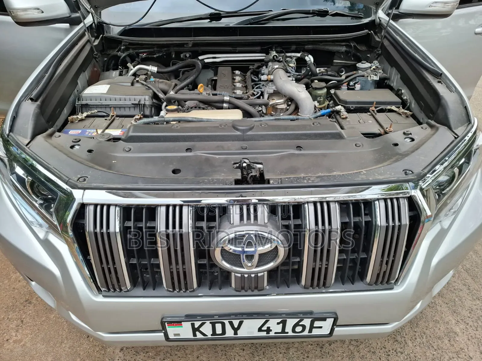 Toyota Land Cruiser Prado 3.0 TD 2010 Silver