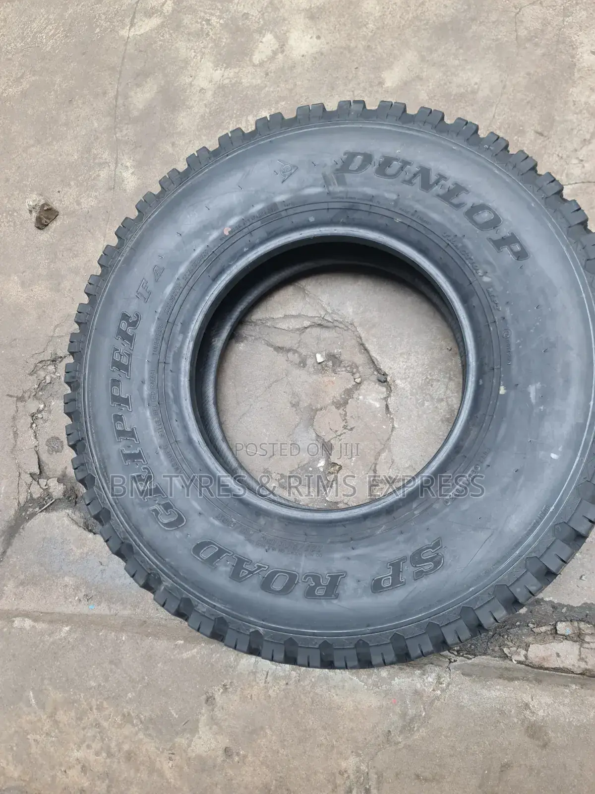 225 /95 R16c Dunlop Tires (Japan)