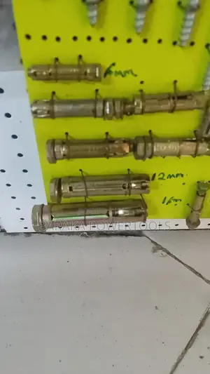 M6 Roll Bolt