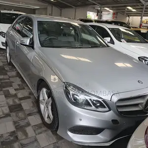 Mercedes-Benz E250 2016 Gray