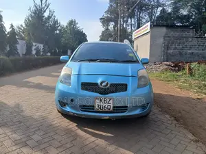 Toyota Vitz 2007 Blue