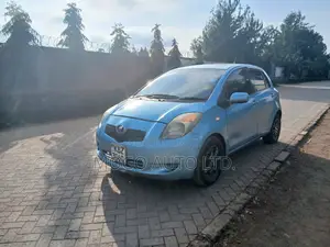 Toyota Vitz 2007 Blue