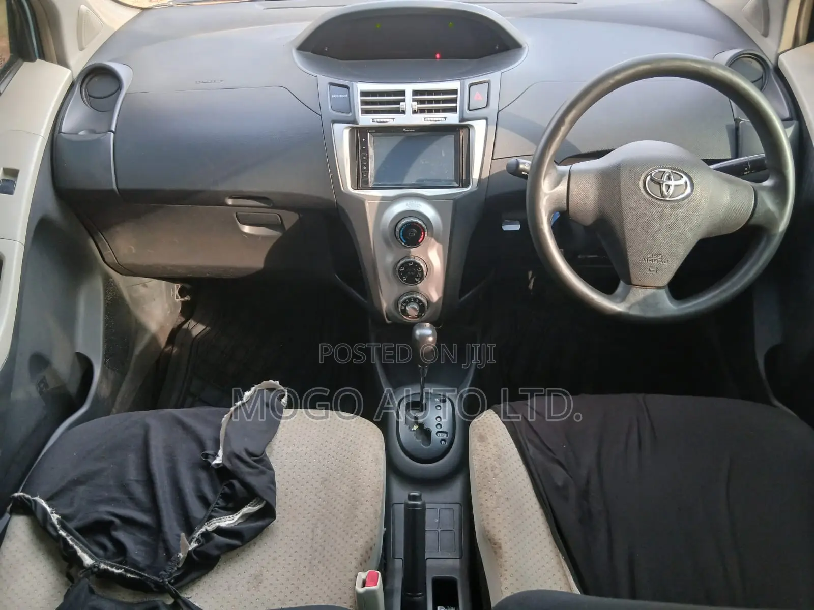 Toyota Vitz 2007 Blue