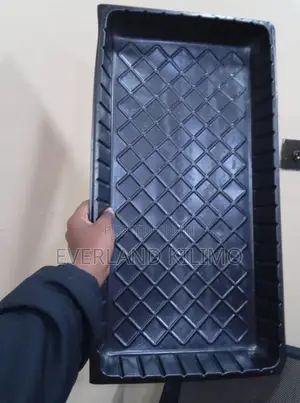 Black Plastic Hydroponic Trays