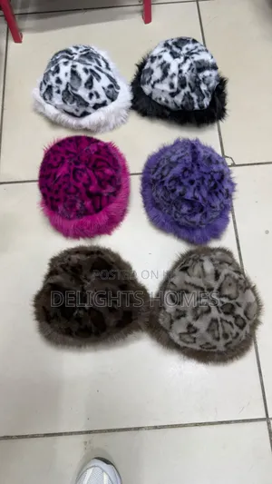 Soft, Fluffy Faux Fur Bucket Hats_yu