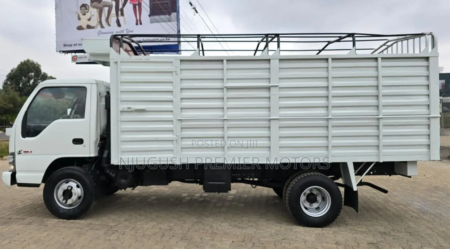 Isuzu NPR Local