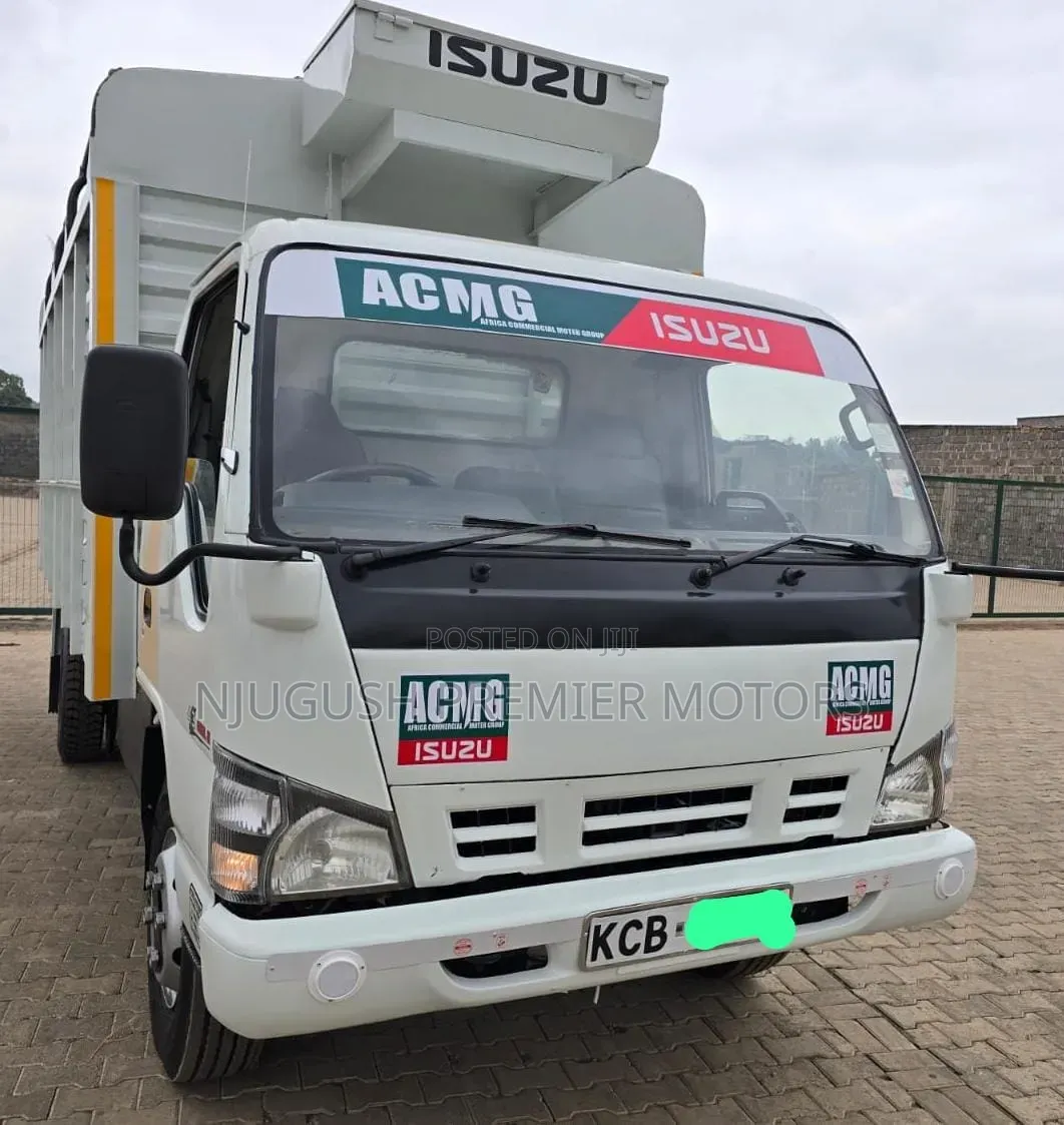 Isuzu NPR Local