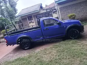 Isuzu D-MAX 2007 Blue