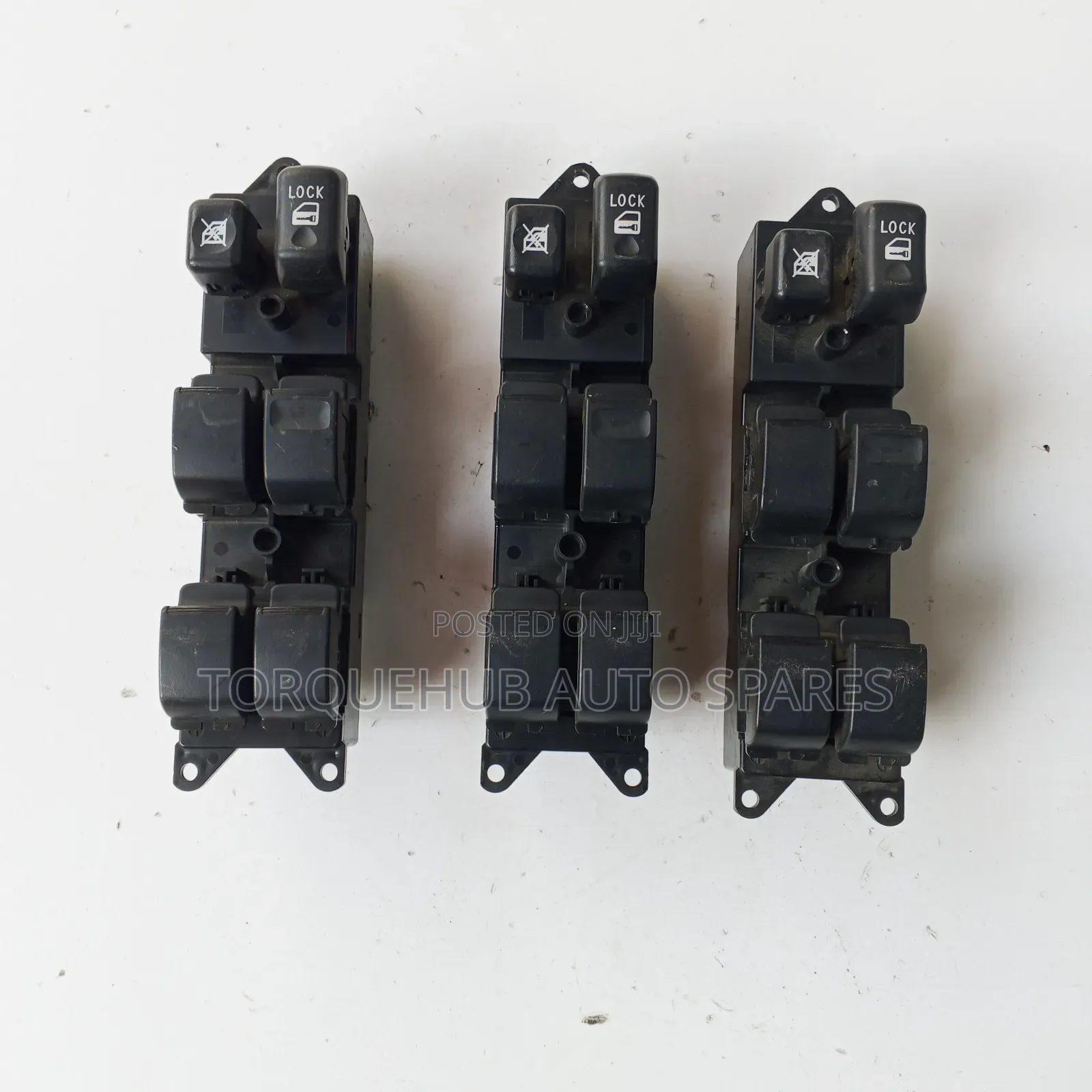 Mitsubishi Outlander/RVR Main Door Switch