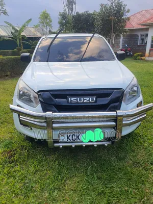 Isuzu D-MAX 2014 White
