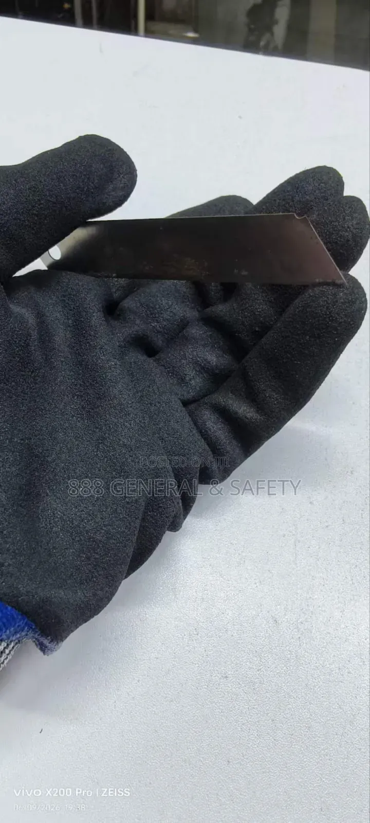 Gloves - Cut Resistant Gloves