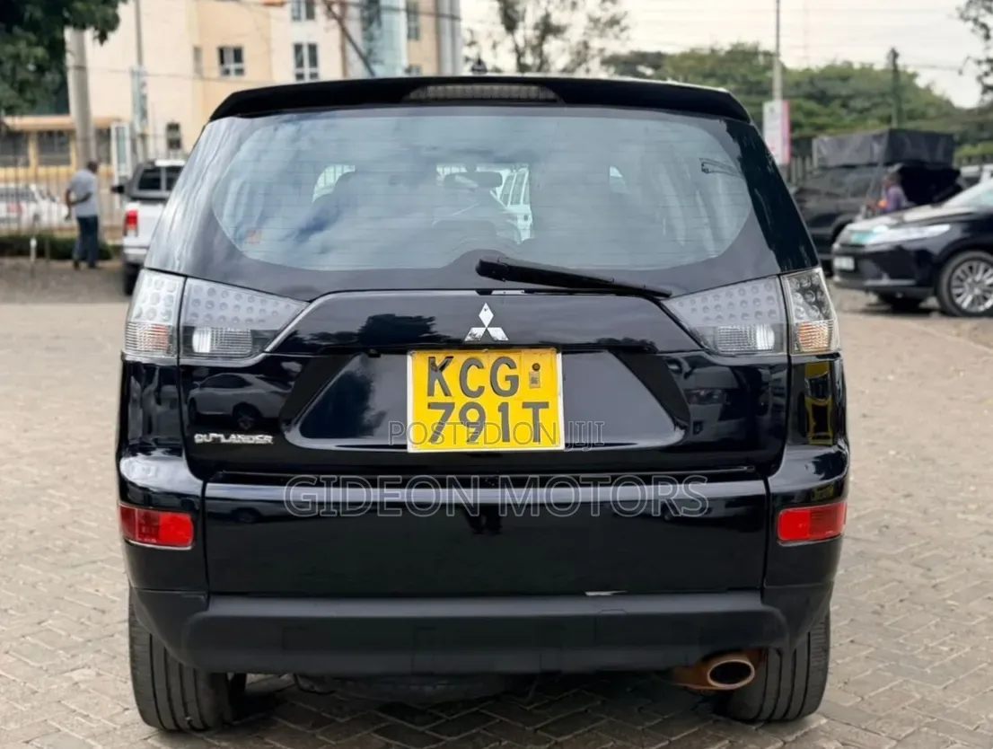 Mitsubishi Outlander 2009 Black