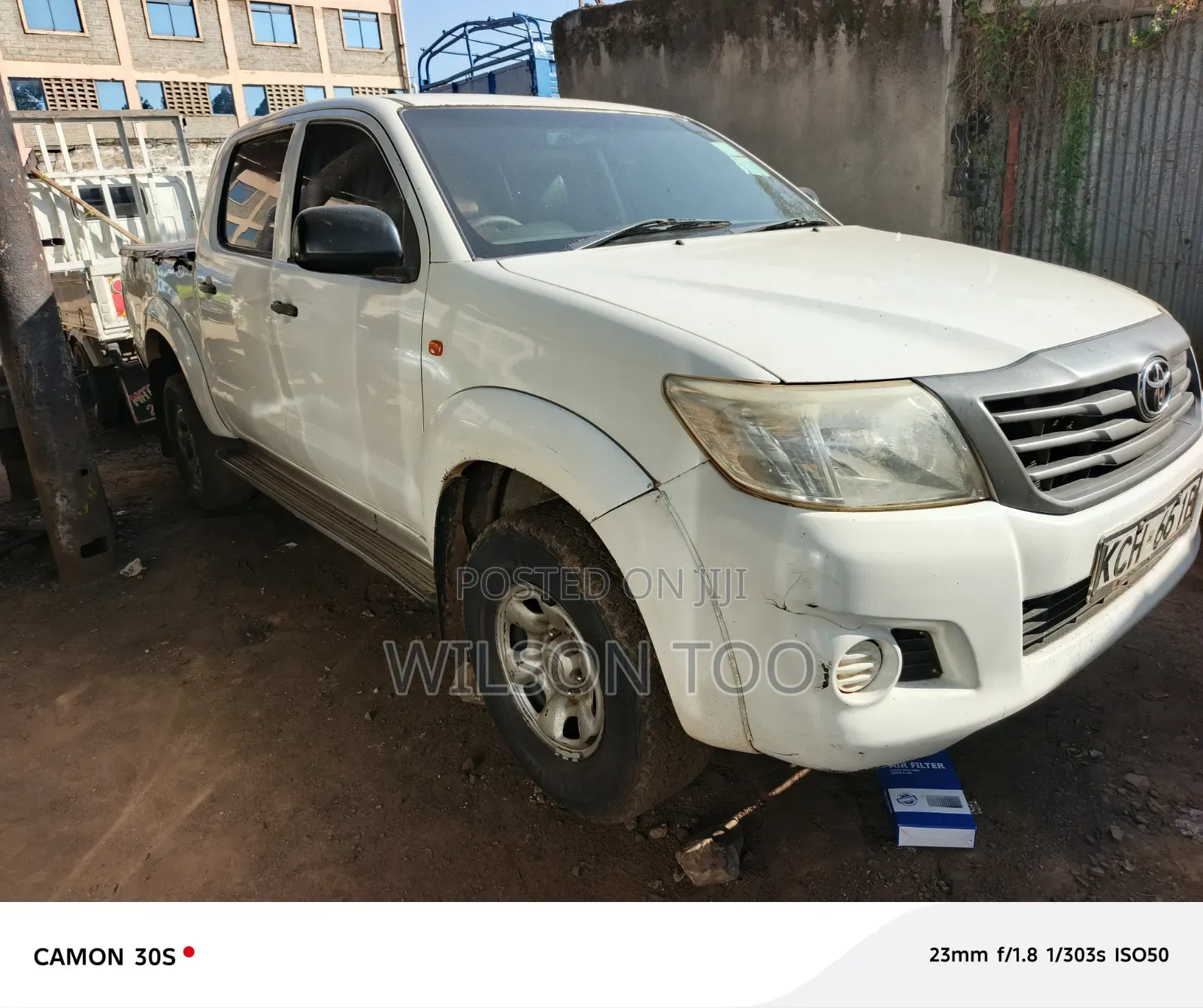 Toyota Hilux 2014 White