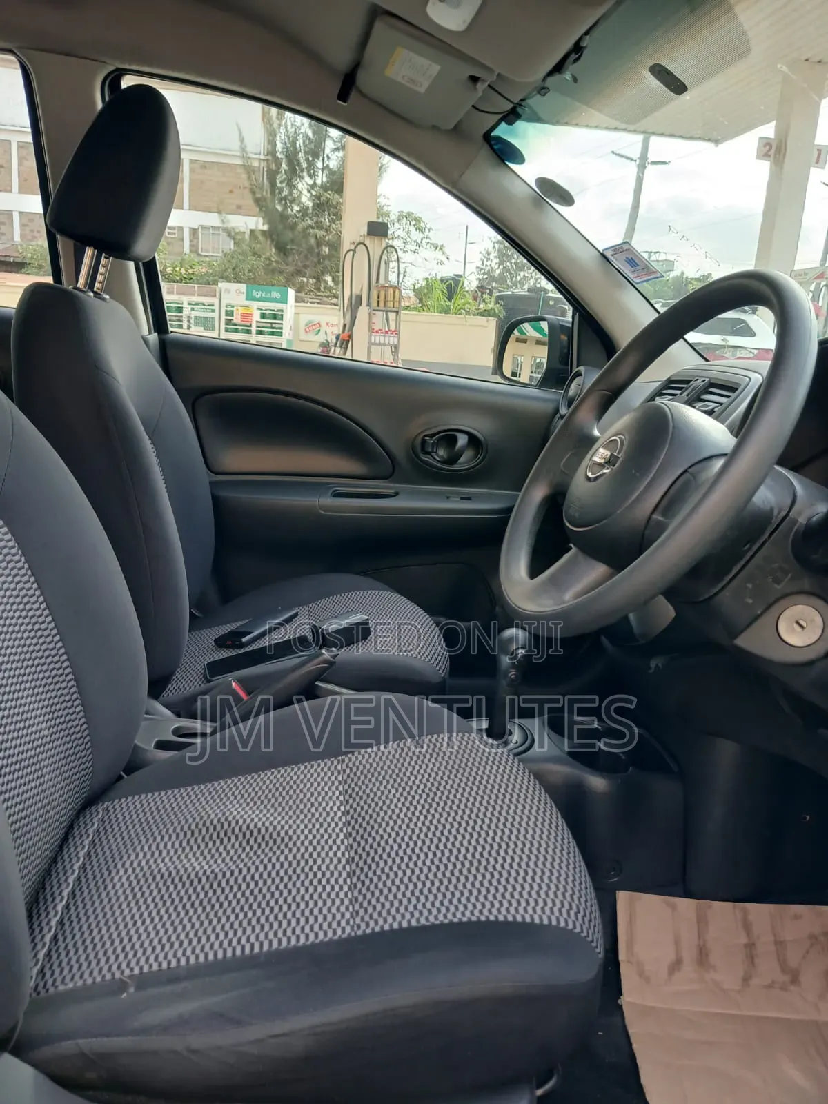 Nissan March 2017 Black